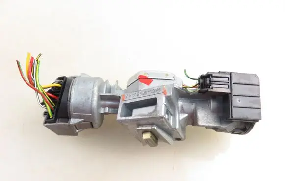 Ford Focus Ignition lock 3M513F880AC
