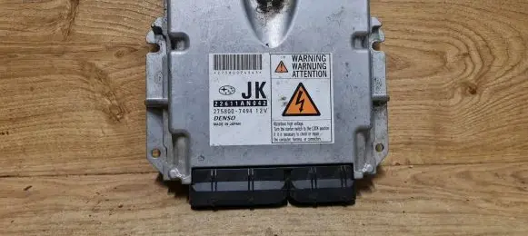 Subaru Legacy Engine control unit/module 22611AN042 2758007494