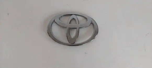 Toyota Yaris XP210 Manufacturer badge logo/emblem 