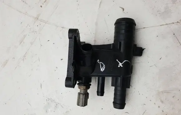 Ford Focus ST Thermostat/thermostat housing CJ5E8K556AB