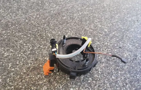Volkswagen Fox Airbag slip ring squib (SRS ring) 1J0959653E