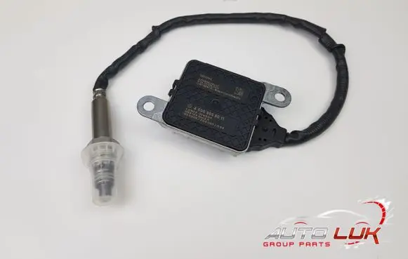 Mercedes-Benz Sprinter W907 W910 Lambda probe sensor A0009058011