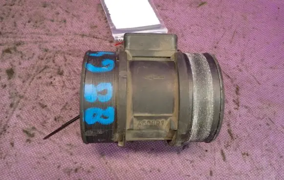 Peugeot 206 CC Mass air flow meter 9628336380
