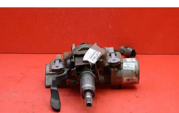 Opel Corsa D Power steering pump 13290393
