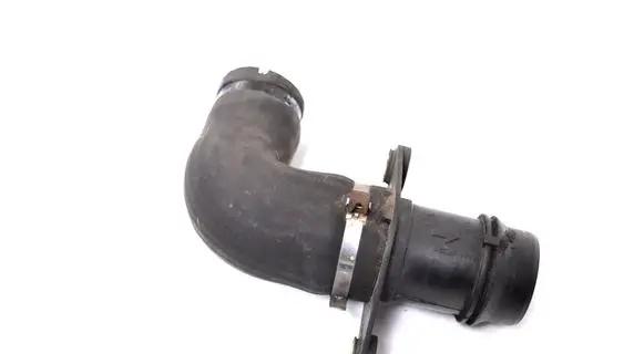 Suzuki Grand Vitara II Engine coolant pipe/hose 