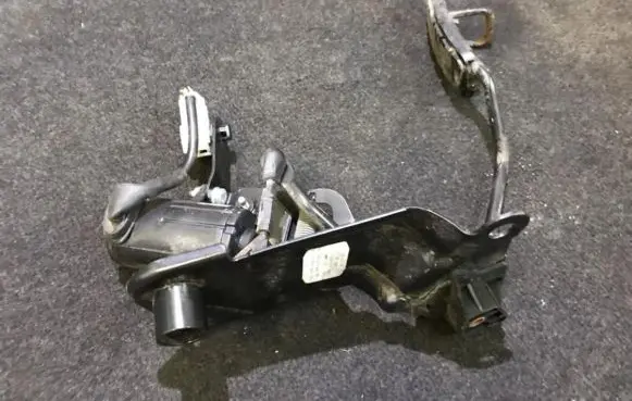 Renault Scenic I Accelerator throttle pedal 0208001021 7700413230