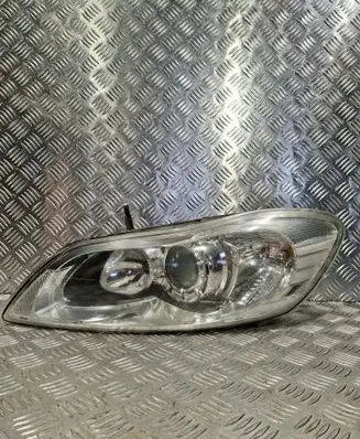 Volvo C30 Headlight/headlamp 31299820