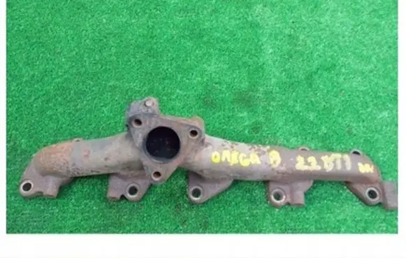 Opel Omega B2 Exhaust manifold