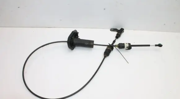 Opel Insignia A Gear shift cable linkage 22784018