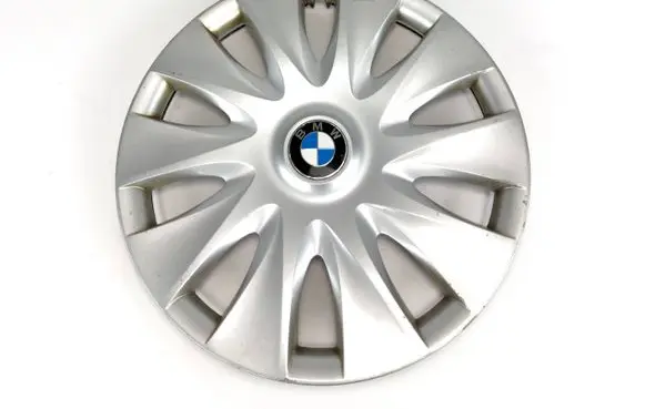 BMW 5 F10 F11 R16 wheel hub/cap/trim 6791806 17812610