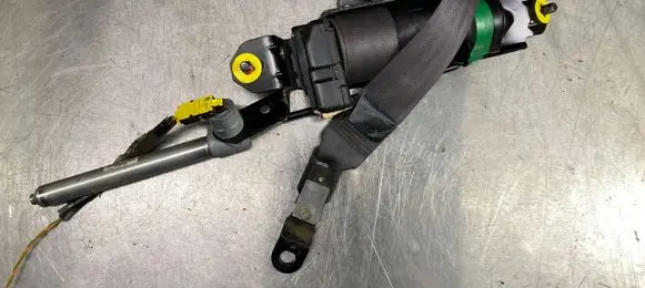 Volvo S80 Front seatbelt 39966447