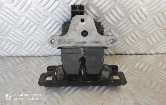 Ford Focus Tailgate/trunk/boot lock/catch/latch 8M51R422A66DC