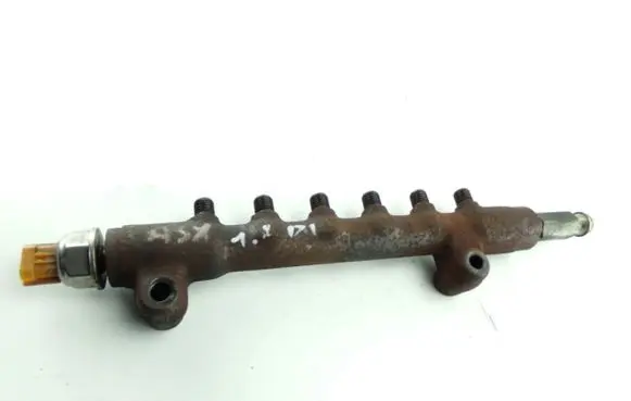 Mitsubishi ASX Fuel injector supply line/pipe 