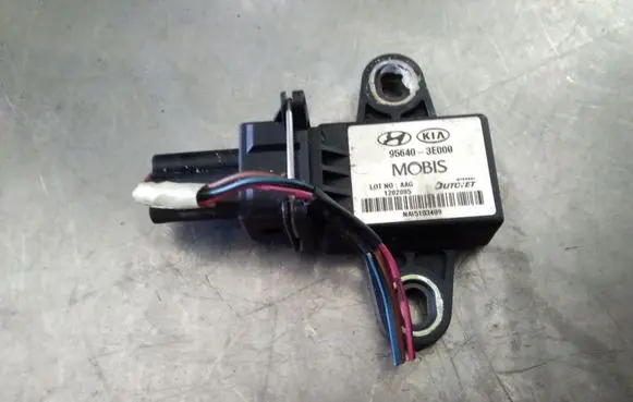 KIA Sorento ESP acceleration yaw rate sensor 956403E000 1202005