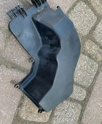 Audi A6 S6 C6 4F Fuse box cover