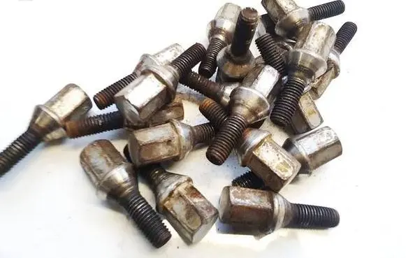 Volvo S70 V70 V70 XC Nuts/bolts 