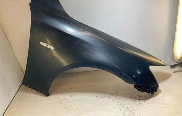 Lexus IS 220D-250-350 Fender