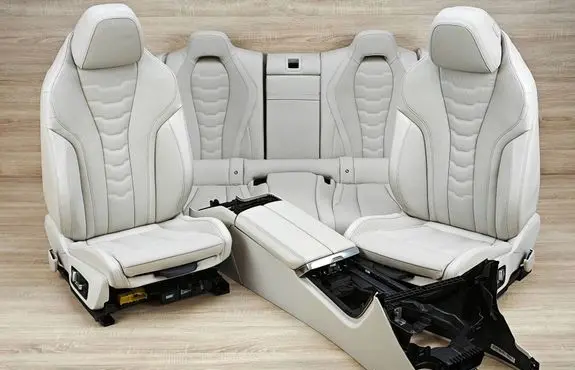BMW 8 G16 Seat set