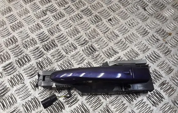 Nissan Pulsar Front door exterior handle 