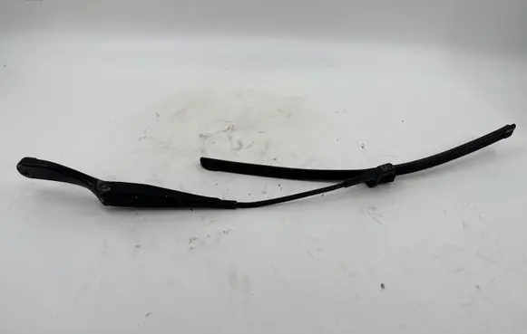 Alfa Romeo 159 Front wiper blade arm 74560