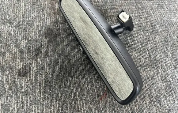 Suzuki SX4 S-Cross Rear view mirror (interior)