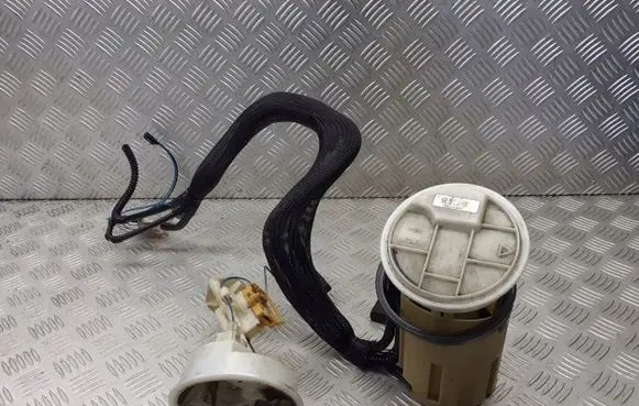 Mercedes-Benz C W203 In-tank fuel pump A2144701641