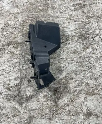 Audi Q5 SQ5 FY Front bumper mounting bracket 8R0807283C