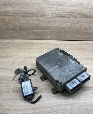Jeep Grand Cherokee (WJ) Engine ECU kit and lock set 04727523AB P04686665AD