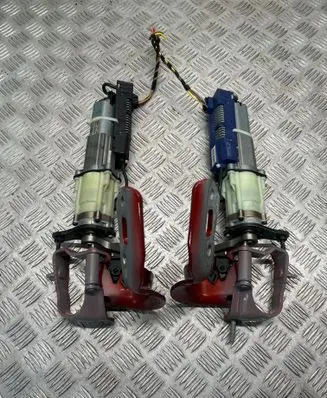 Audi A4 S4 B8 8K Soft lock spindle drive 8K9827852 8K9827851