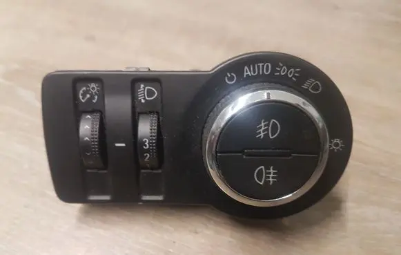 Opel Insignia A Light switch 13268694