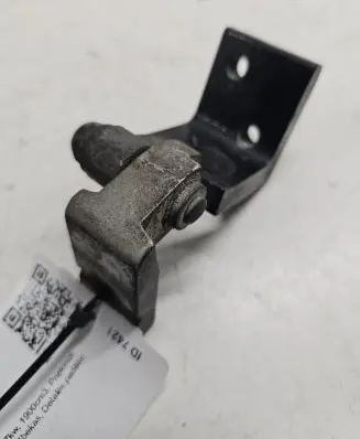 Rear door upper hinge