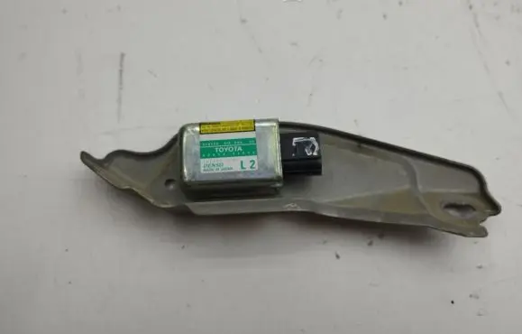 Lexus GS 300 350 430 450H Airbag deployment crash/impact sensor 8983430020