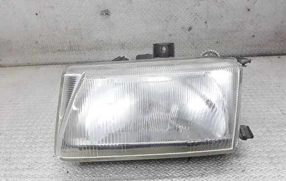 Seat Ibiza II (6k) Headlight/headlamp 67735431