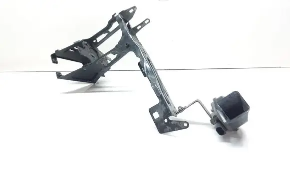 Headlight/headlamp mounting bracket