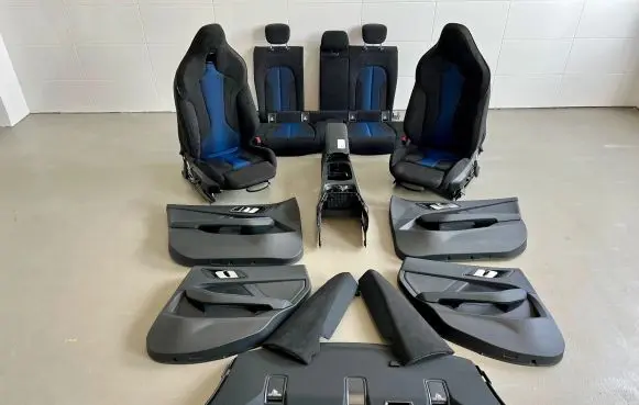 BMW 2 F44 Seat and door cards trim set bmwf44srodek