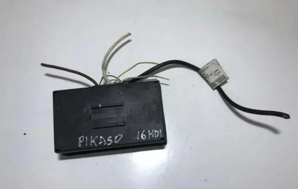 Citroen Xsara Picasso Fuse box set 961324380