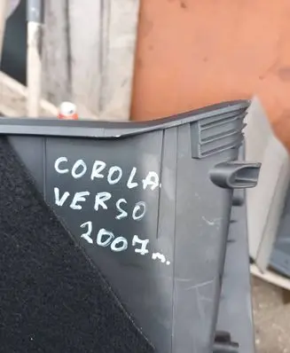 Toyota Corolla Verso AR10 Glove box set 