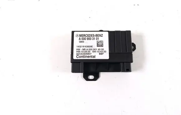 Mercedes-Benz CLA C117 X117 W117 Fuel injection pump control unit/module A0009003101