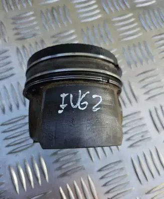 Peugeot 508 II Piston 17MU2 0851
