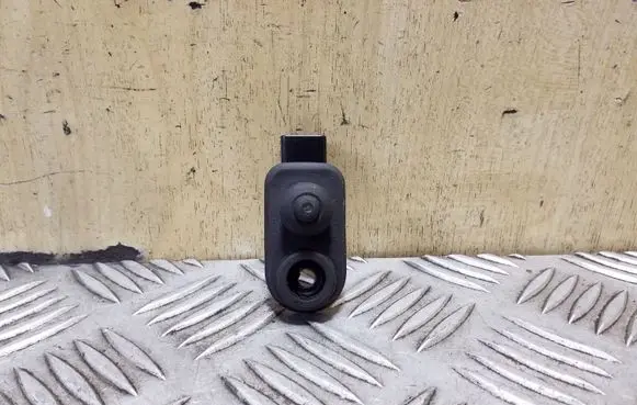 Mitsubishi ASX Front door sensor 
