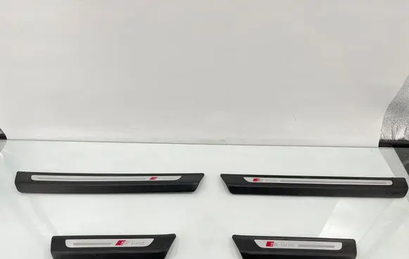 Audi Q7 4M sill trim set (inner) 4M0853373B 4M0853373A