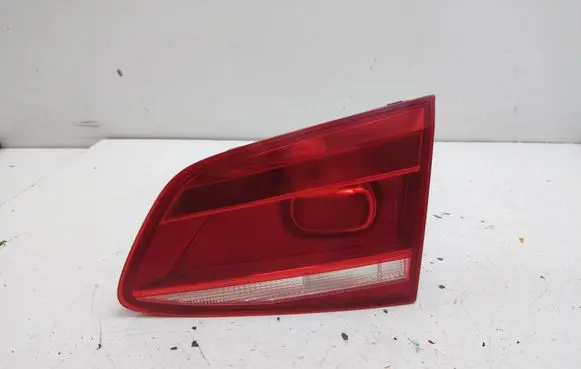 Volkswagen PASSAT B7 Tailgate rear/tail lights 3AF945094C