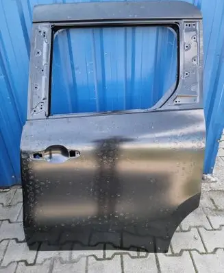 Renault Kangoo III Side sliding door 821017512R
