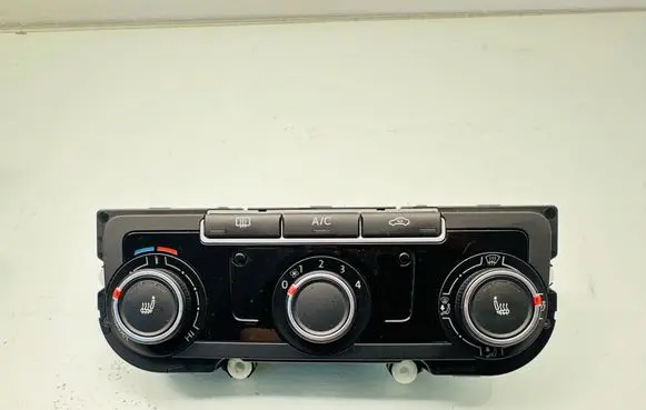 Volkswagen Jetta VI Climate control unit 1K8907426A 5HB01210811