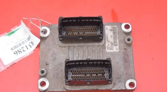 Alfa Romeo 147 Engine control unit/module ECU 1039S02052