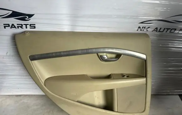 Volvo XC70 Rear door card panel trim 8686854