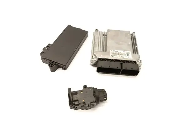 Engine ECU kit and lock set