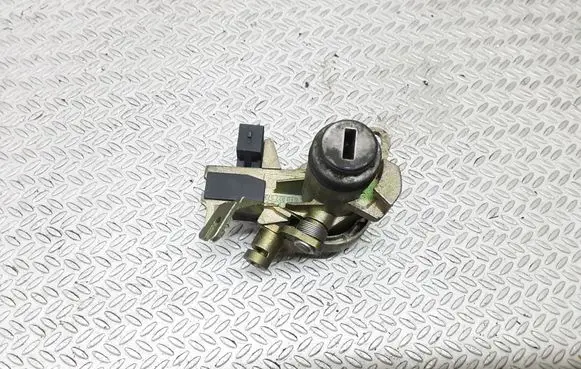 Audi A4 S4 B6 8E 8H Tailgate/trunk/boot lock/catch/latch 8E0827573