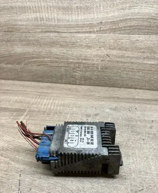 Mercedes-Benz A W168 Coolant fan relay A0255453232 898940000