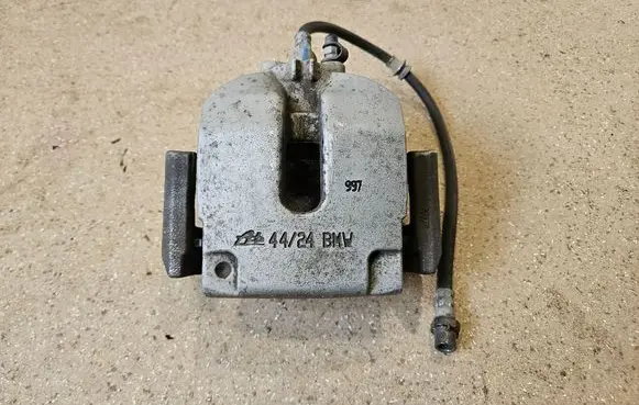 Rear brake caliper